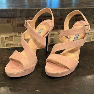 Pink Prada shoes size 38